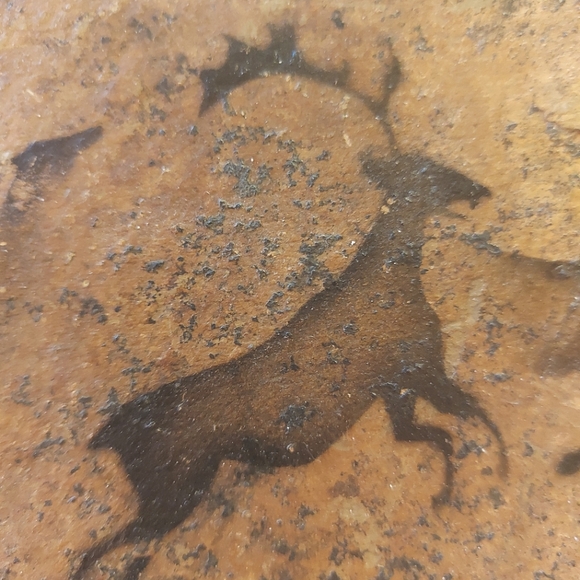 Moving Deer Painting on Stone, Artisan Creation made in Alberta comes with stand - Picture 8 of 11